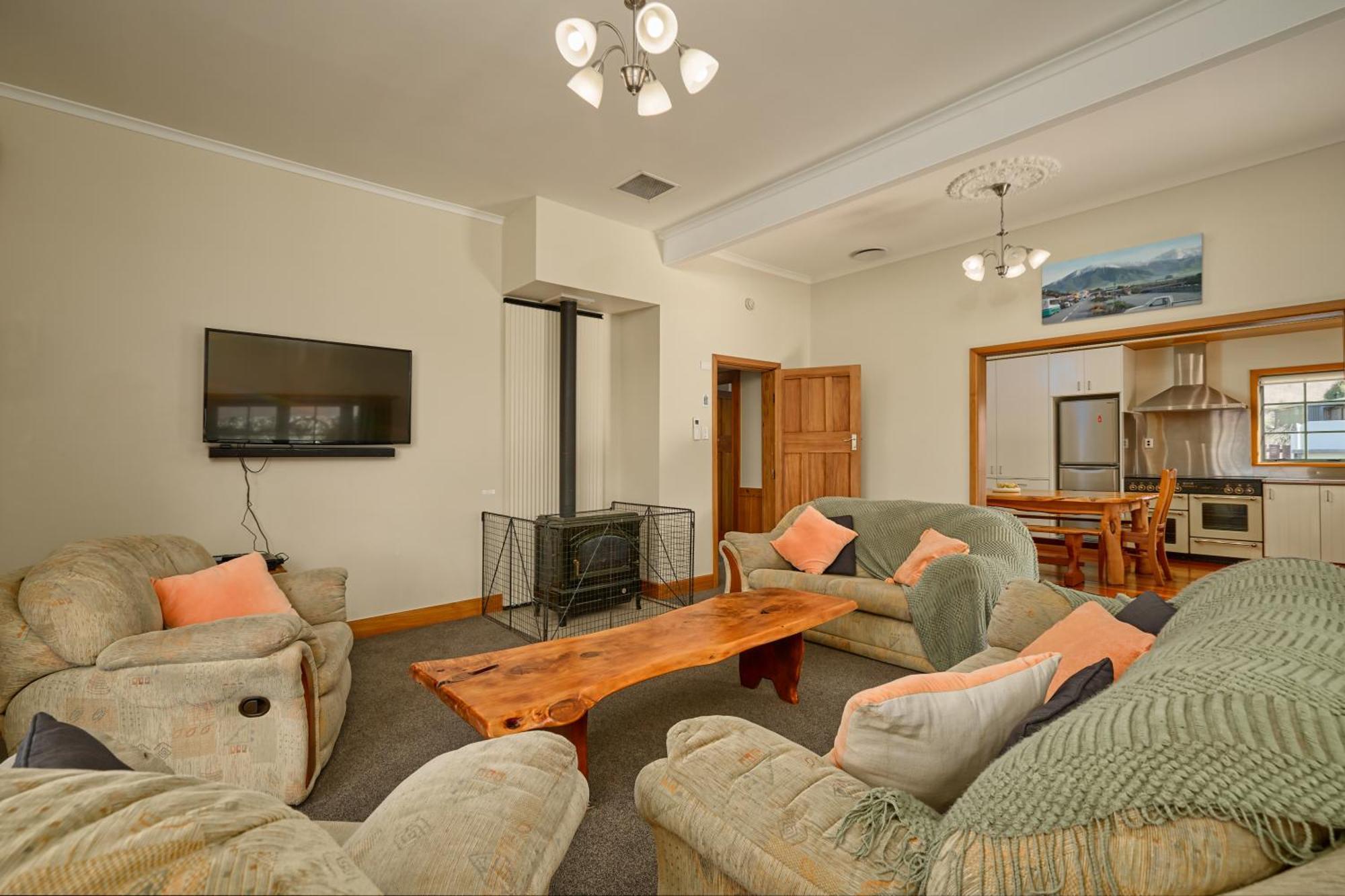 Ludstone Villa - A Charming Family Home Kaikoura Exterior photo